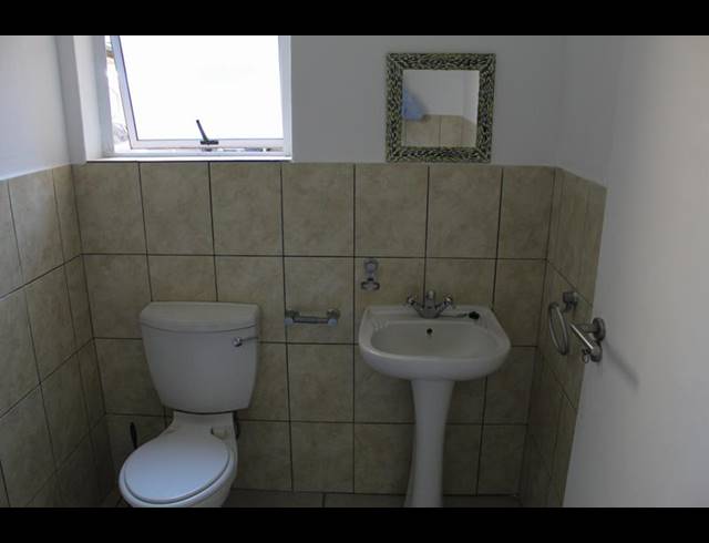 2 BEDROOM APARTMENT FOR SALE IN FERNDALE